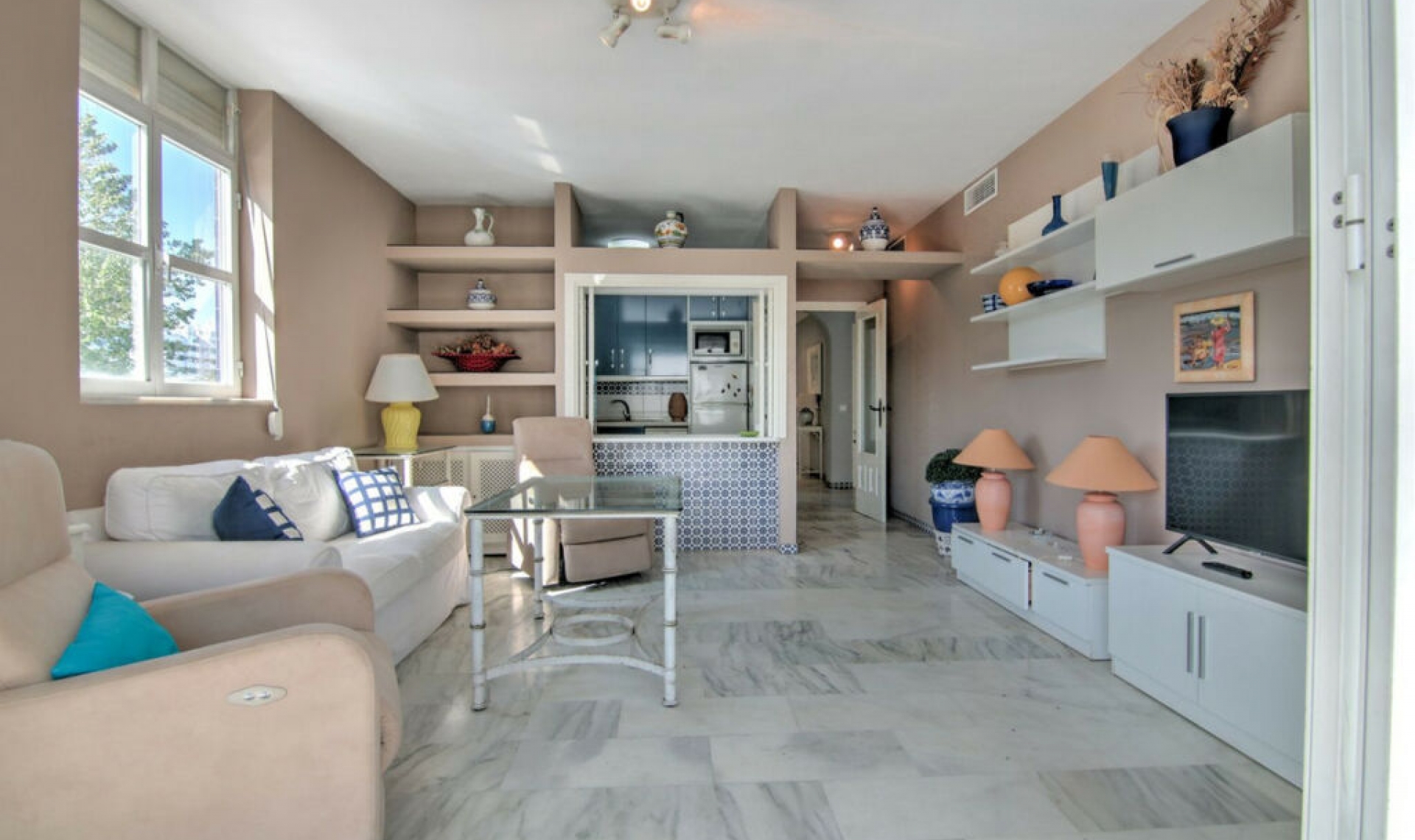 Resale - Apartment -
Fuengirola