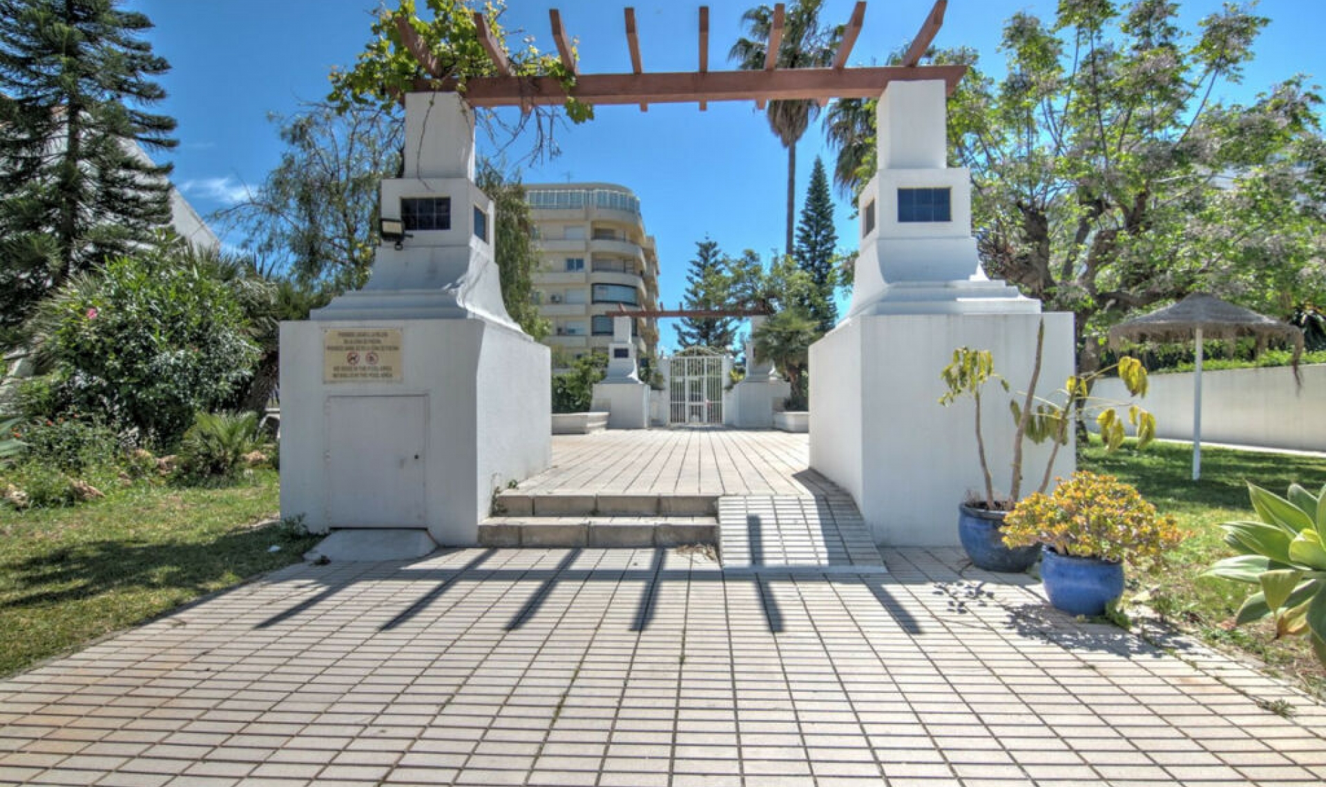 Resale - Apartment -
Fuengirola