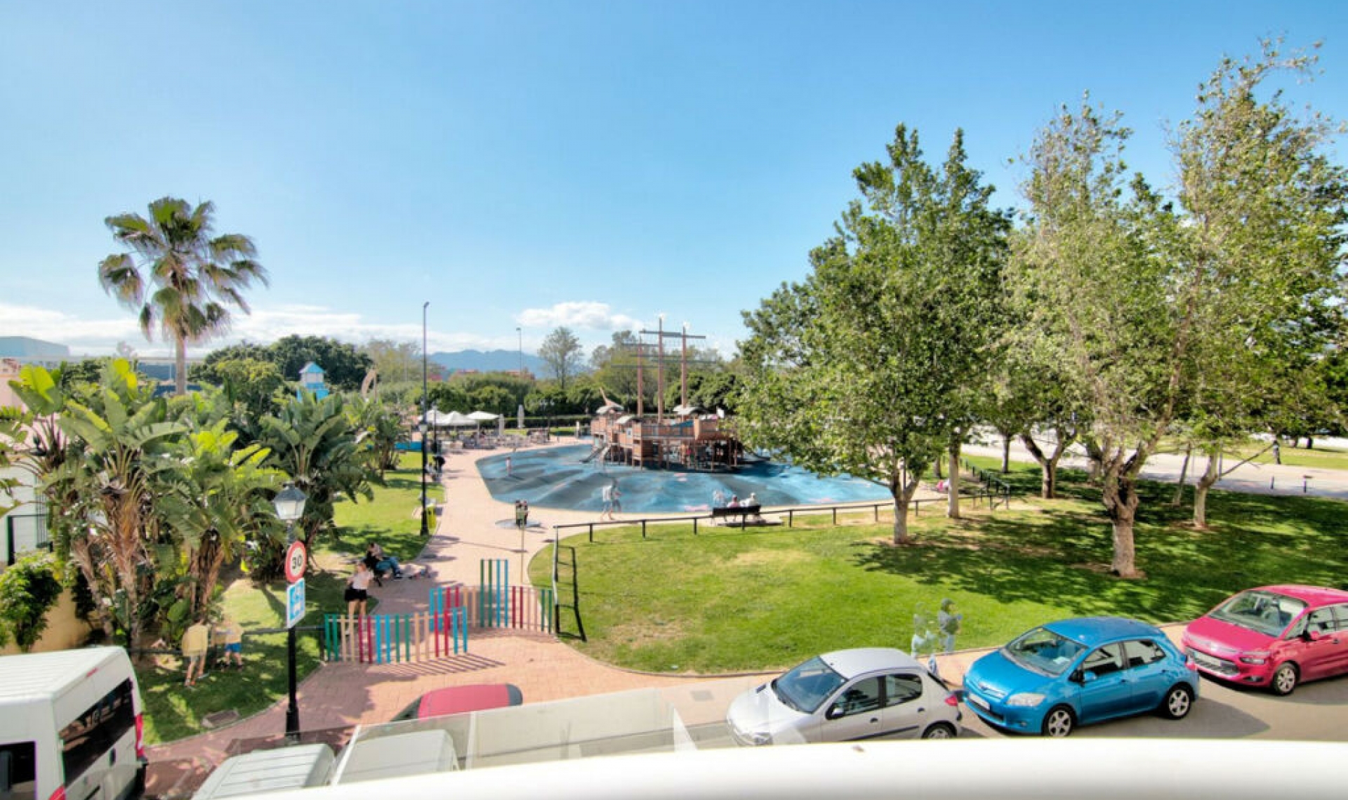 Resale - Apartment -
Fuengirola