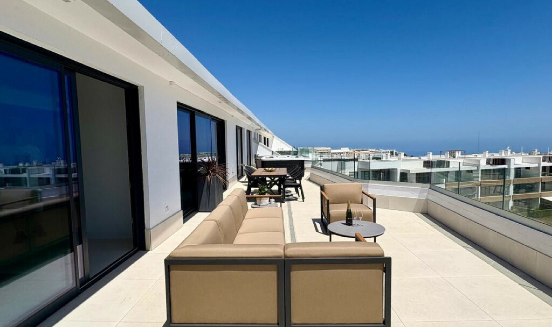 Resale - Apartment -
Fuengirola