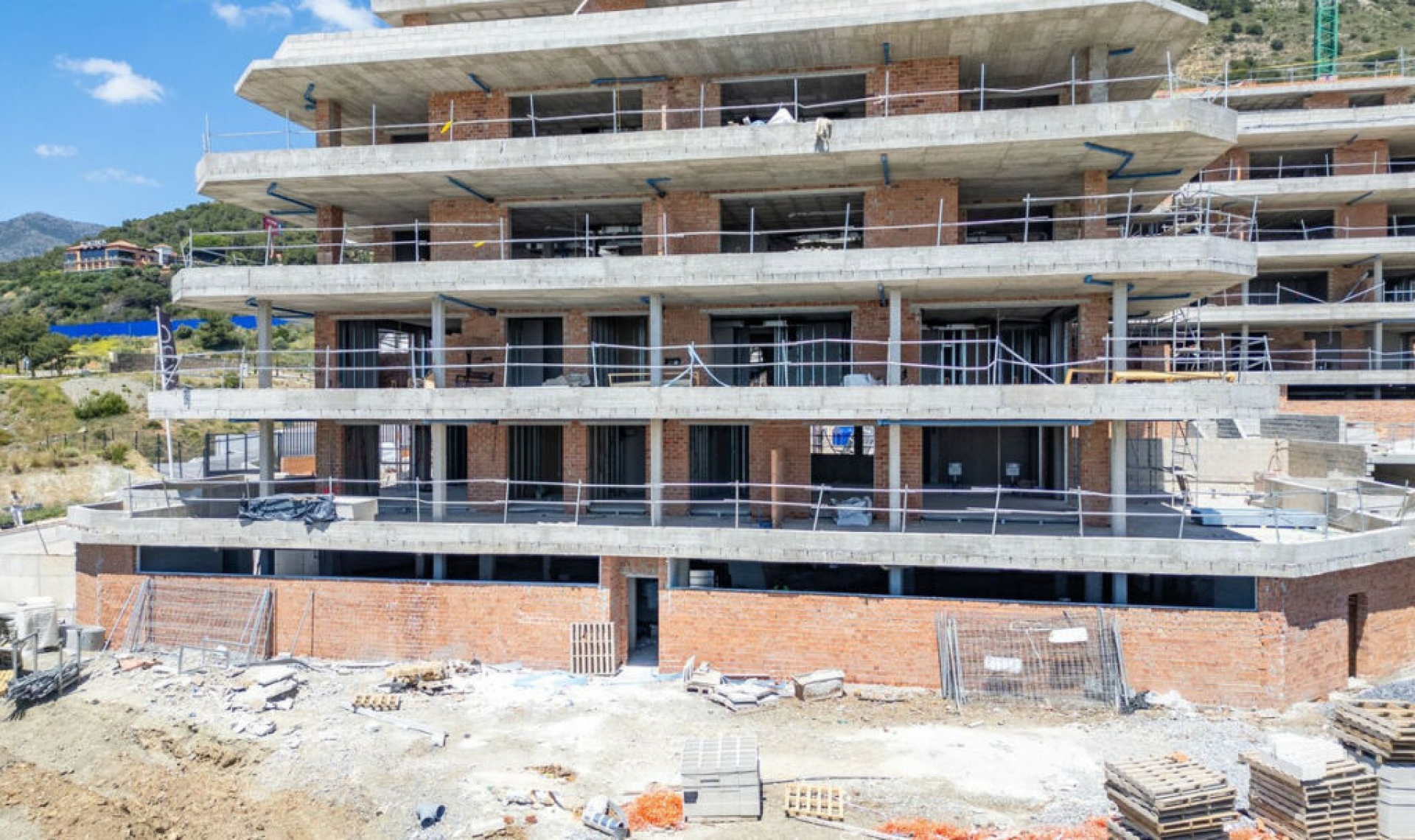 Resale - Apartment -
Fuengirola