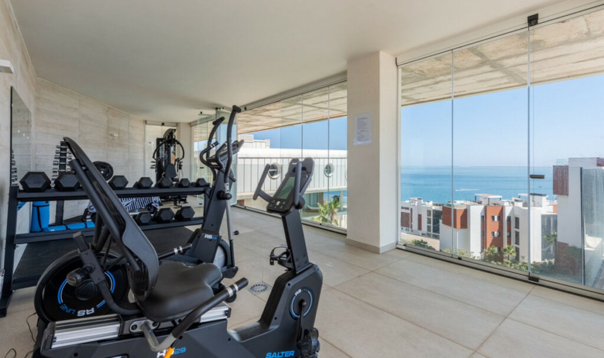 Resale - Apartment -
Fuengirola