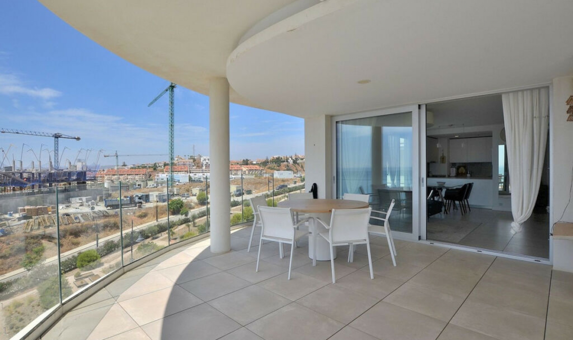 Resale - Apartment -
Fuengirola