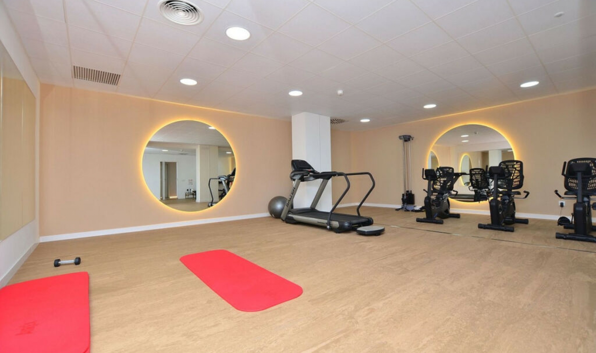 Resale - Apartment -
Fuengirola