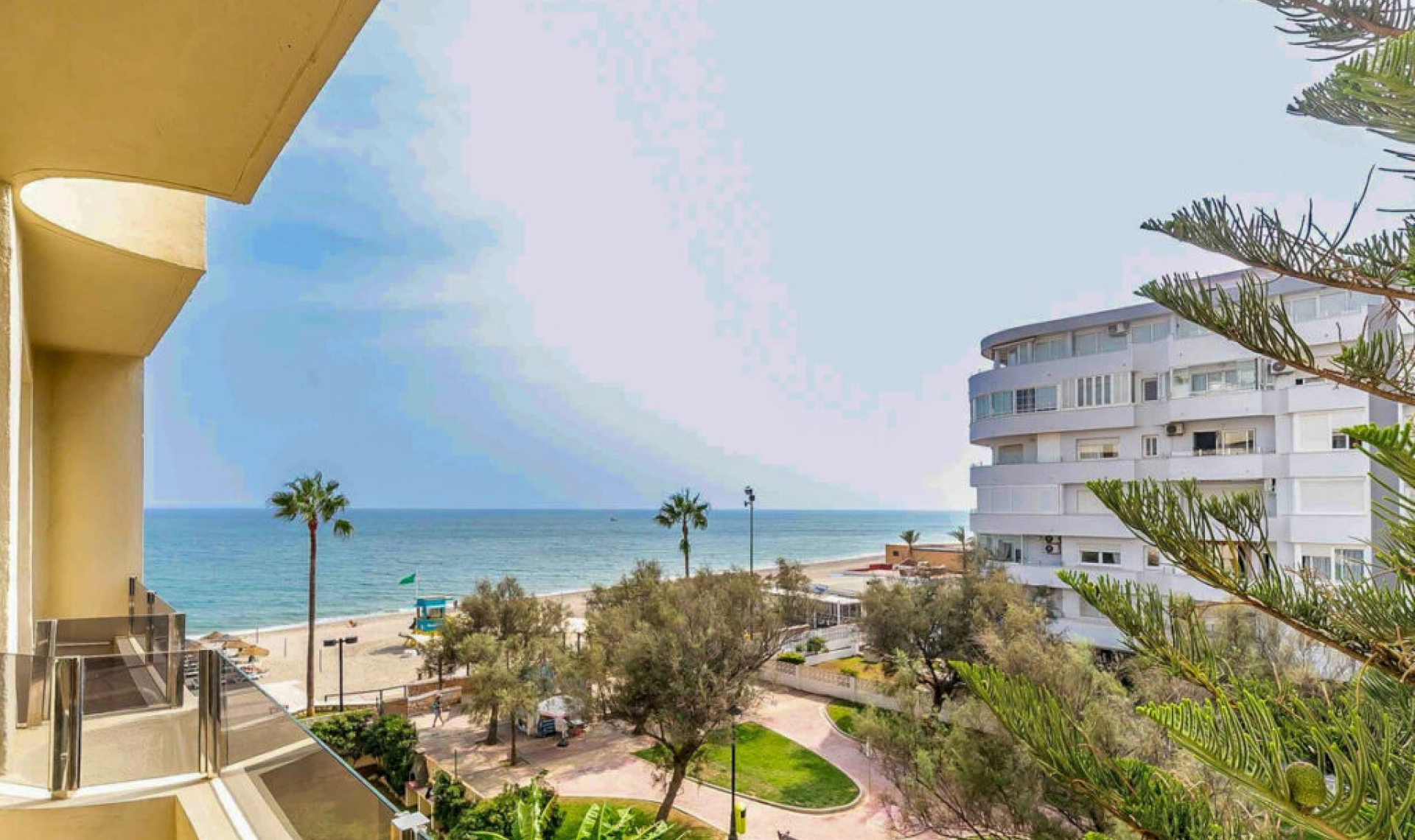 Resale - Apartment -
Fuengirola