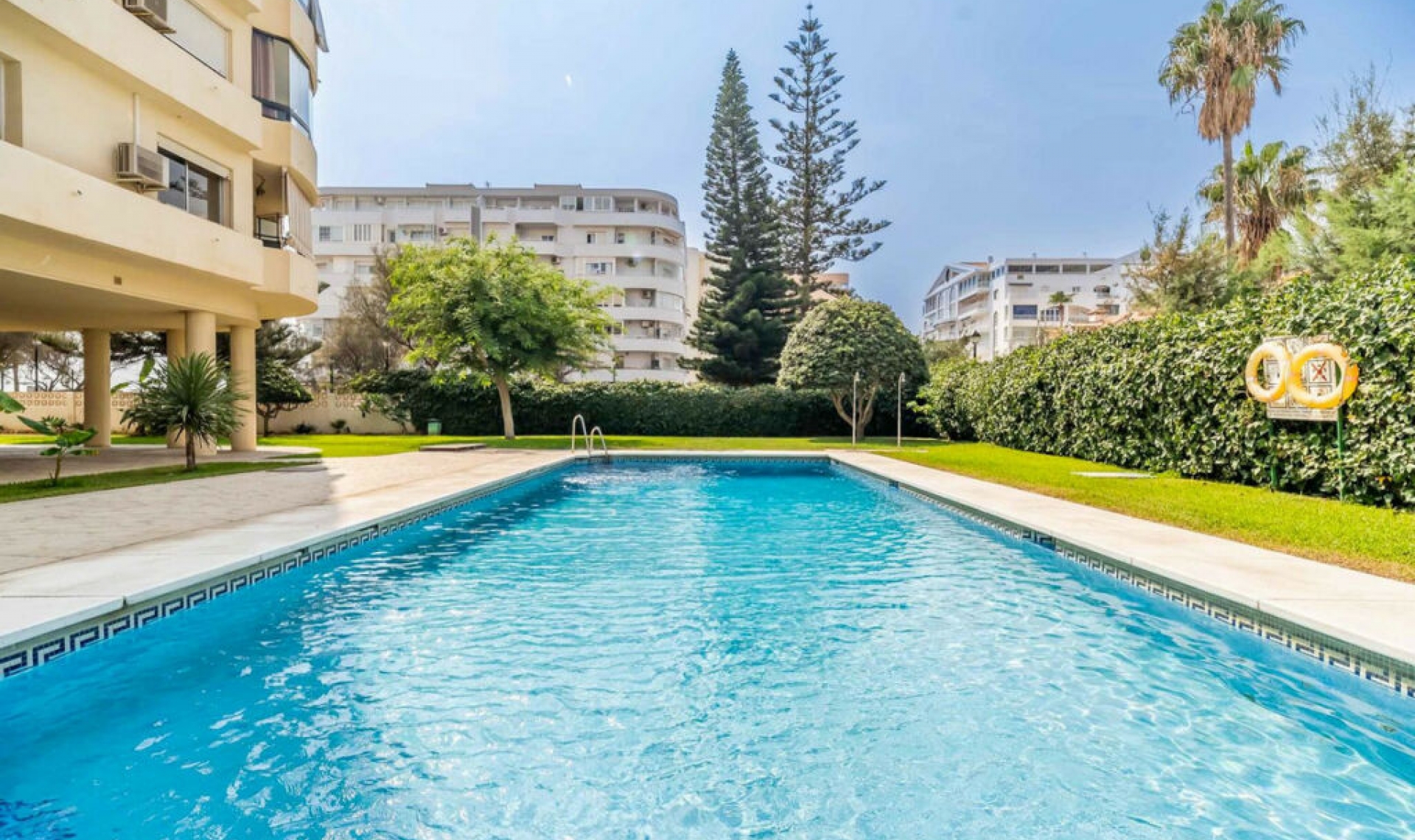 Resale - Apartment -
Fuengirola