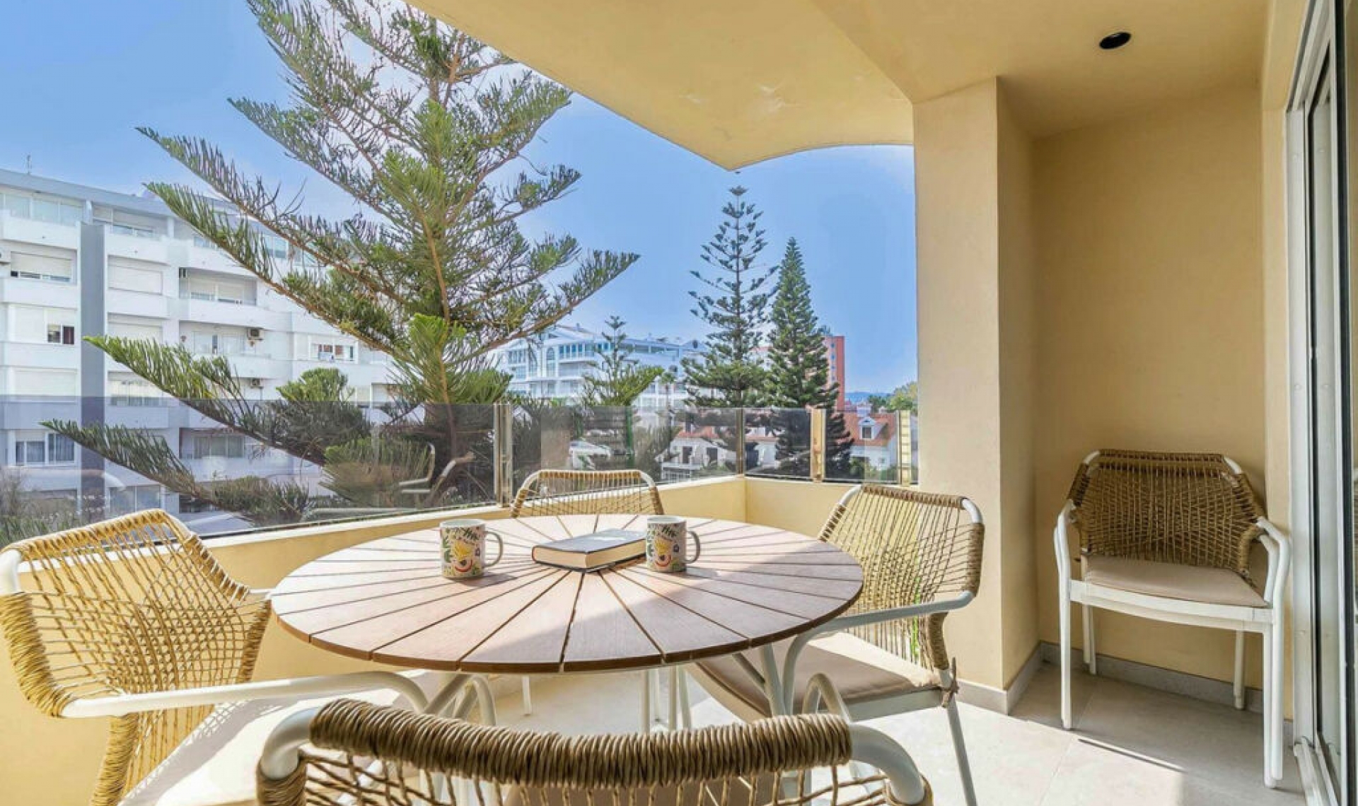 Resale - Apartment -
Fuengirola