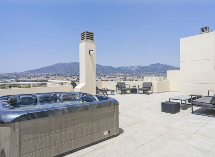 Resale - Apartment -
Fuengirola