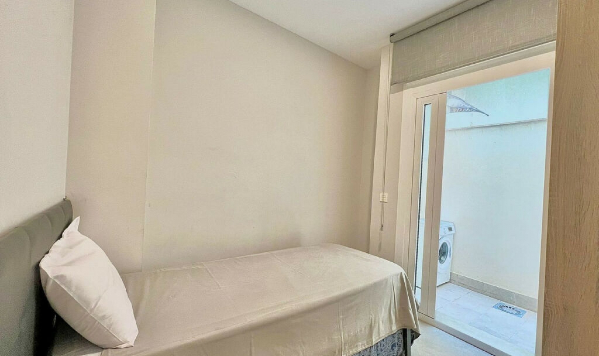 Resale - Apartment -
Fuengirola