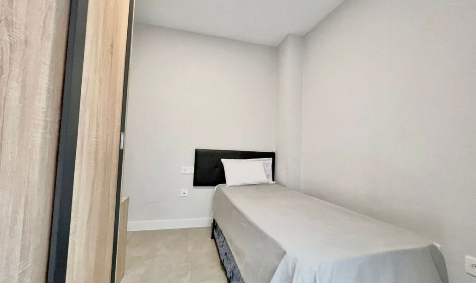 Resale - Apartment -
Fuengirola