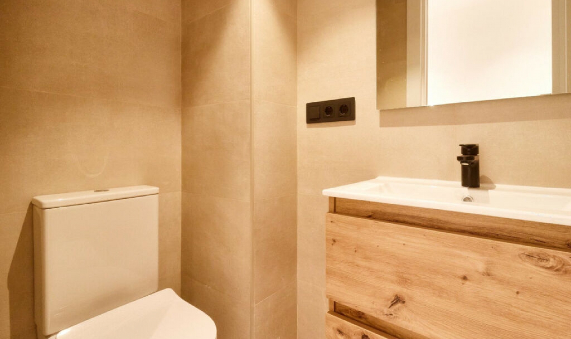 Resale - Apartment -
Fuengirola