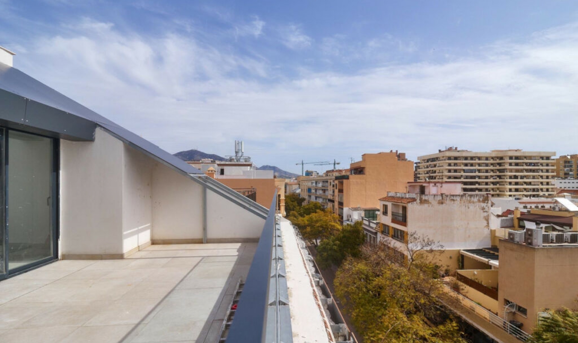 Resale - Apartment -
Fuengirola