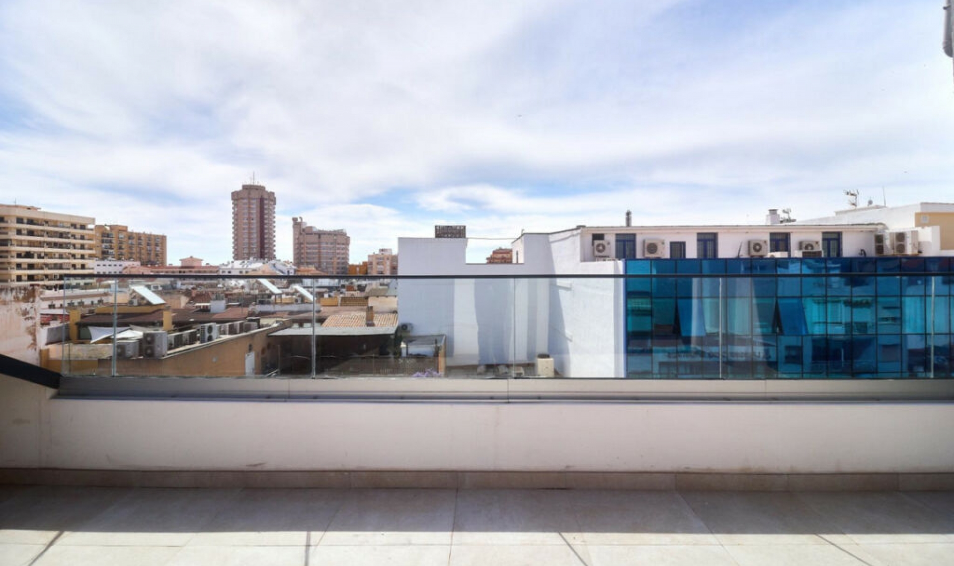 Resale - Apartment -
Fuengirola