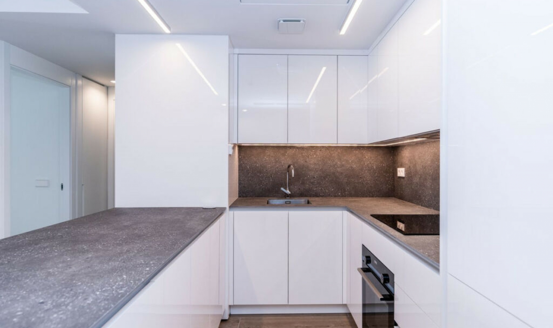 Resale - Apartment -
Fuengirola