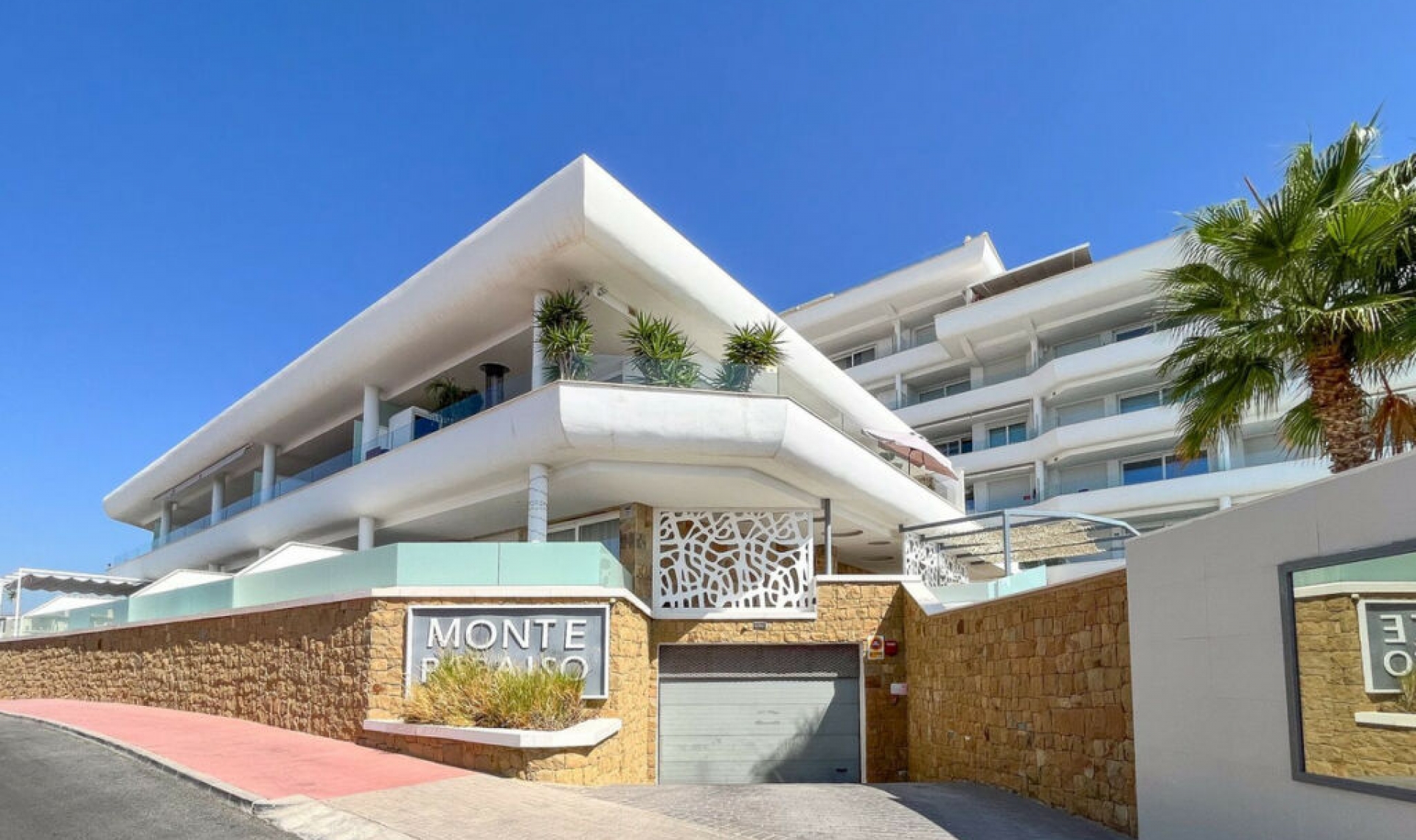 Resale - Apartment -
Fuengirola