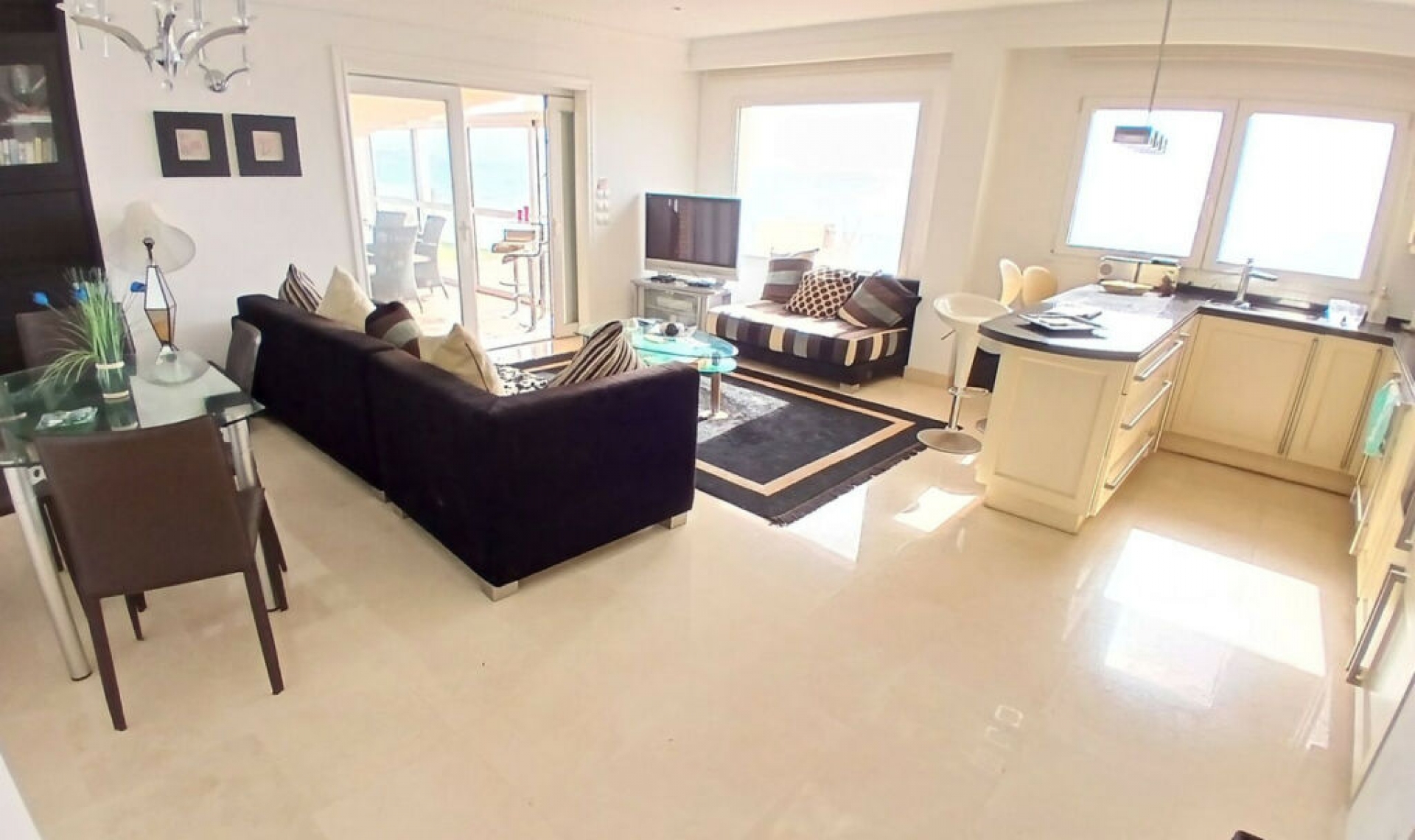 Resale - Apartment -
Fuengirola