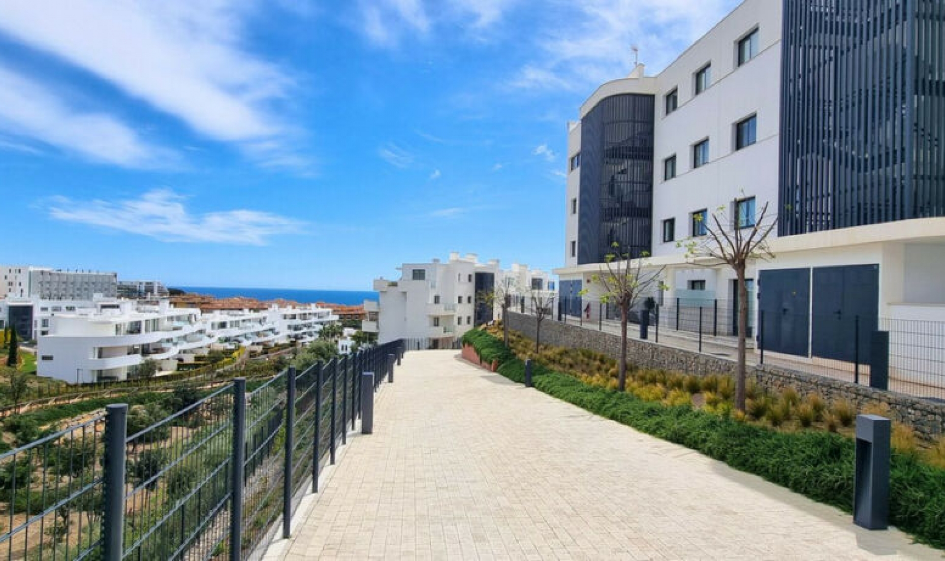 Resale - Apartment -
Fuengirola