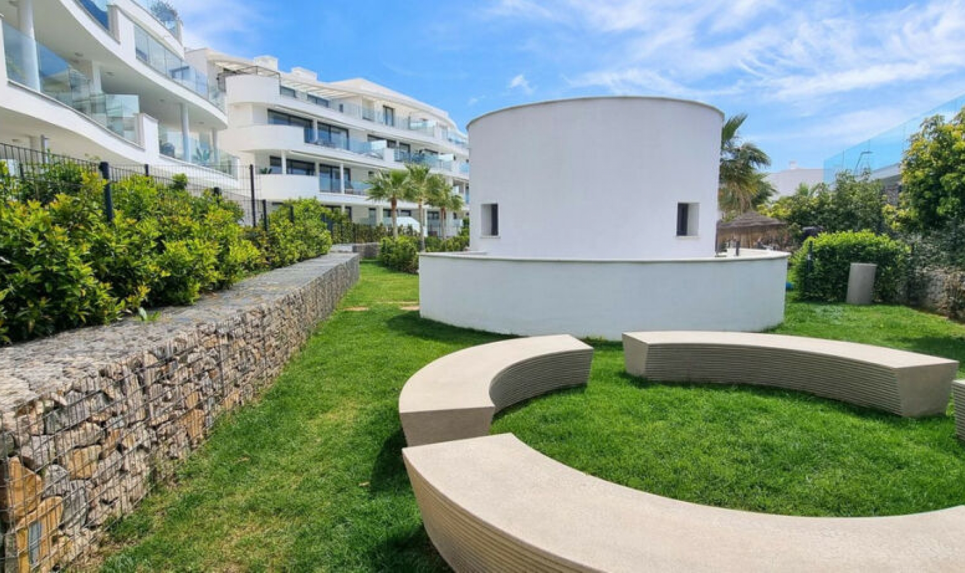 Resale - Apartment -
Fuengirola