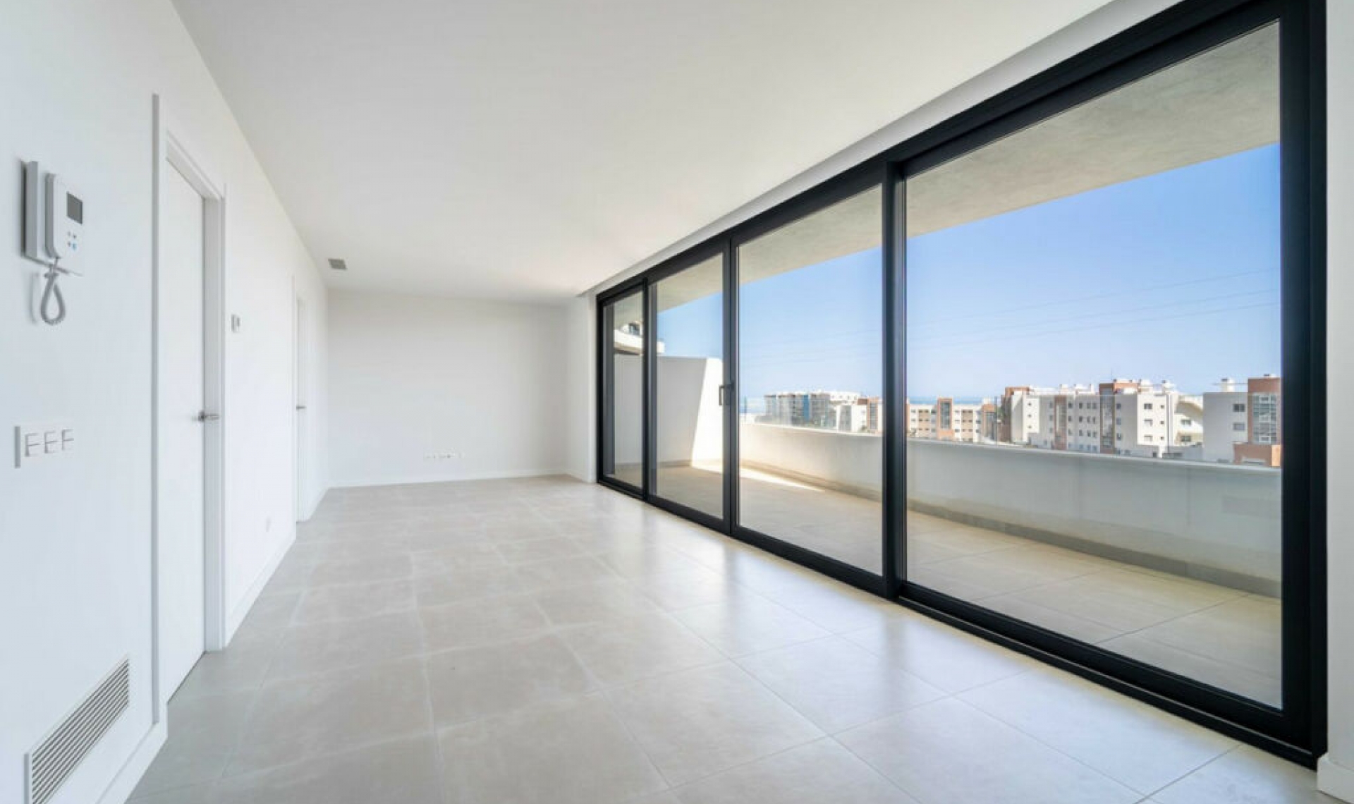 Resale - Apartment -
Fuengirola