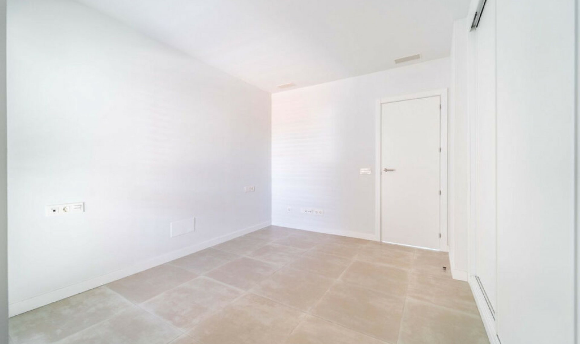 Resale - Apartment -
Fuengirola