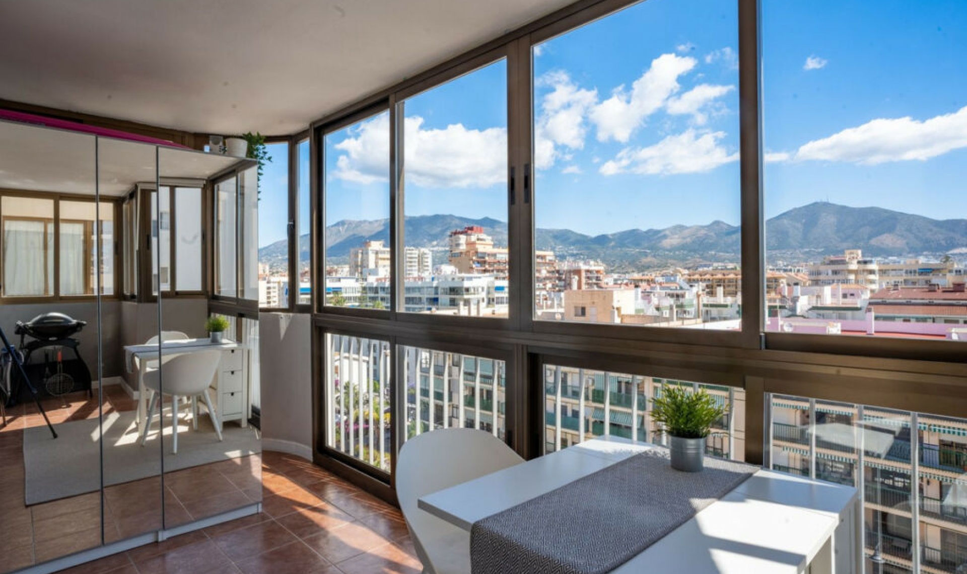 Resale - Apartment -
Fuengirola
