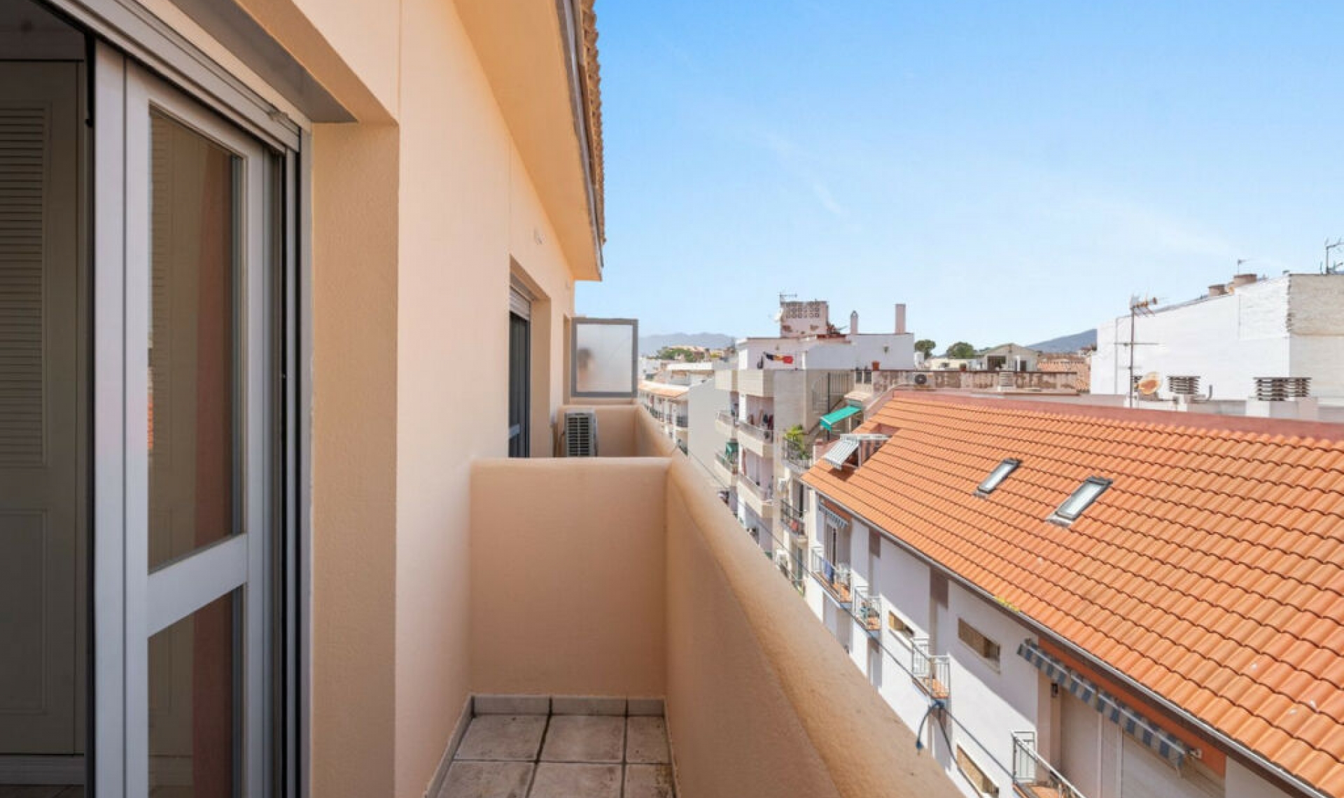 Resale - Apartment -
Fuengirola