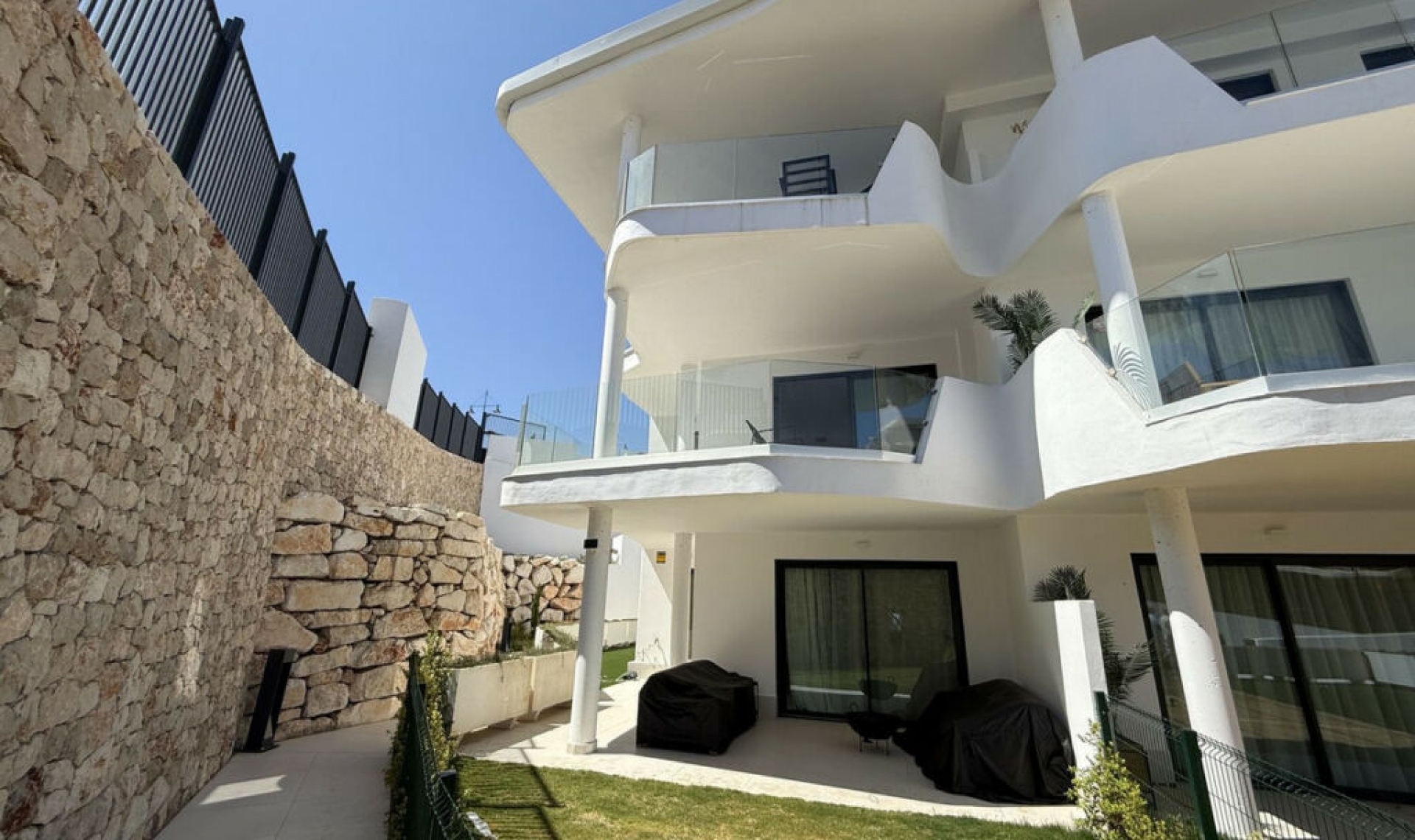 Resale - Apartment -
Fuengirola