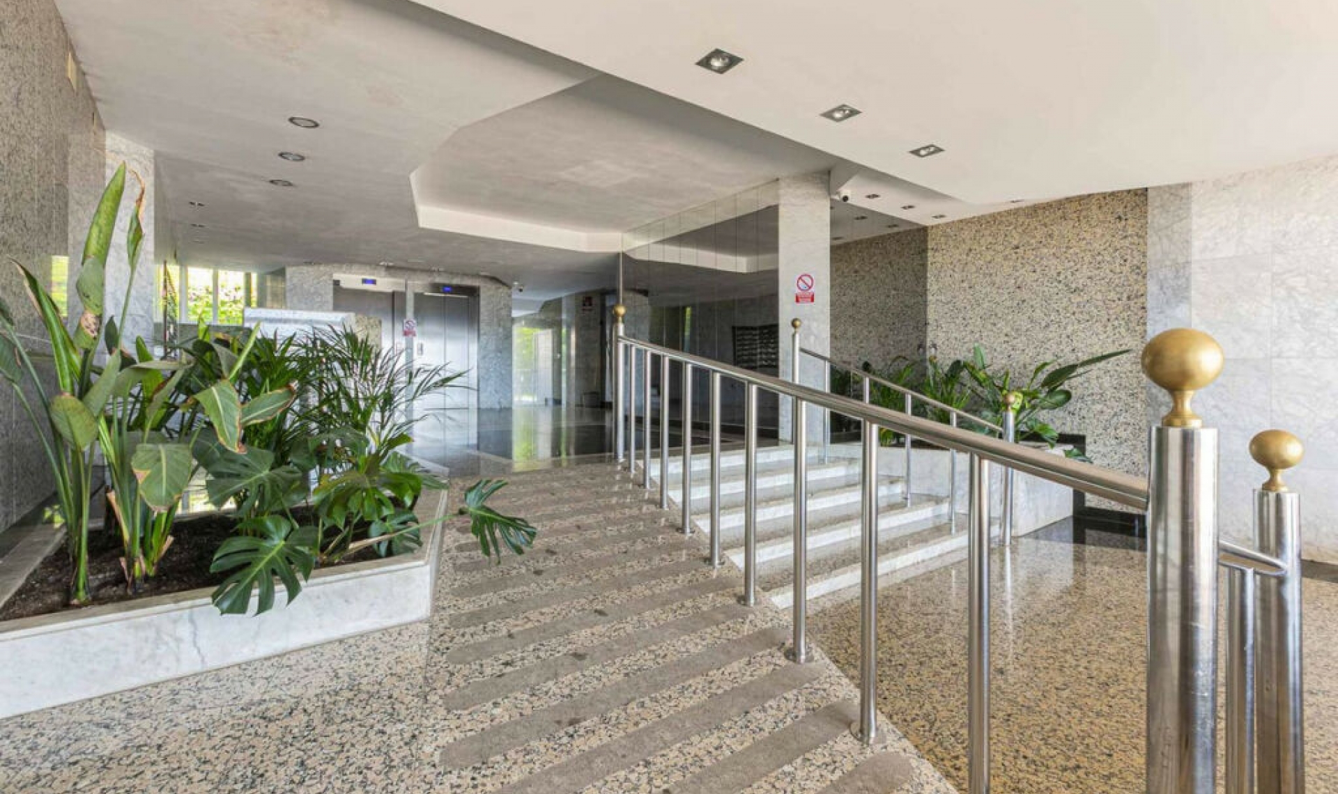 Resale - Apartment -
Fuengirola