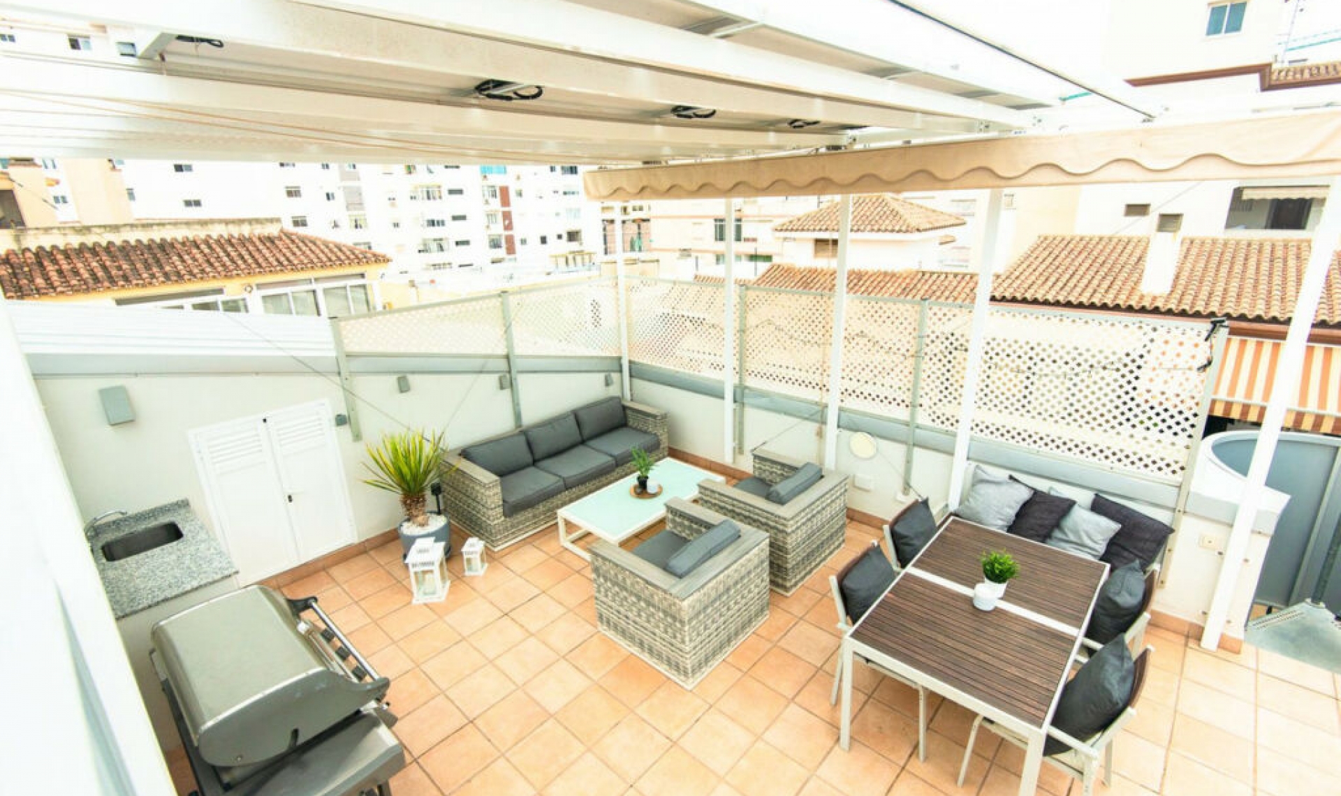 Resale - Apartment -
Fuengirola