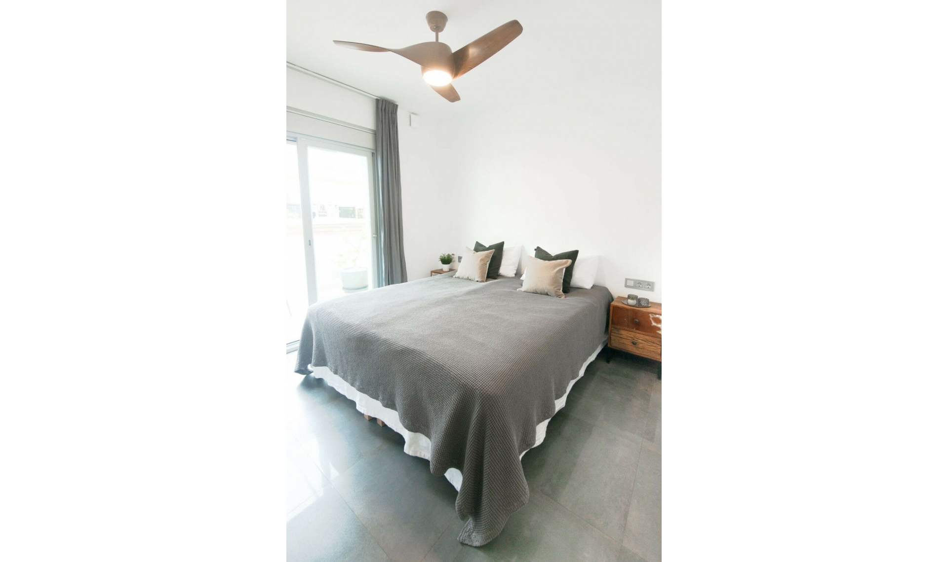 Resale - Apartment -
Fuengirola