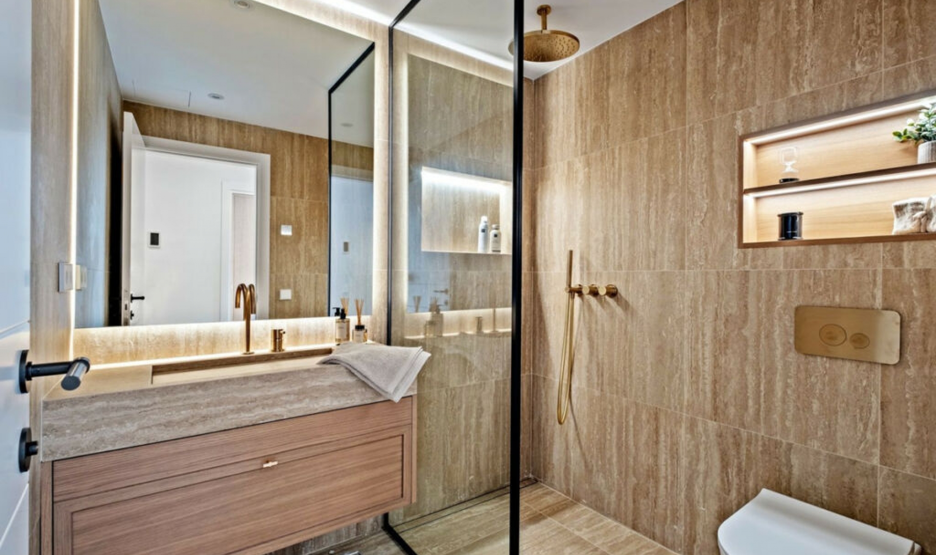 Resale - Apartment -
Fuengirola