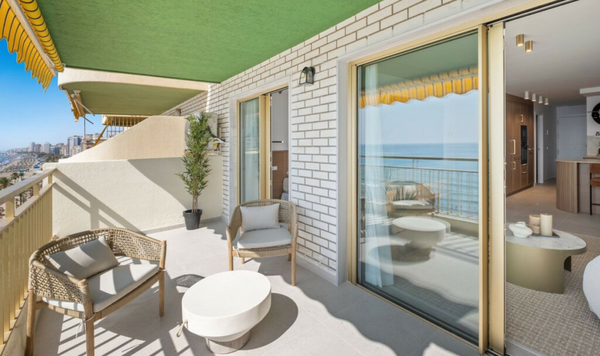 Resale - Apartment -
Fuengirola