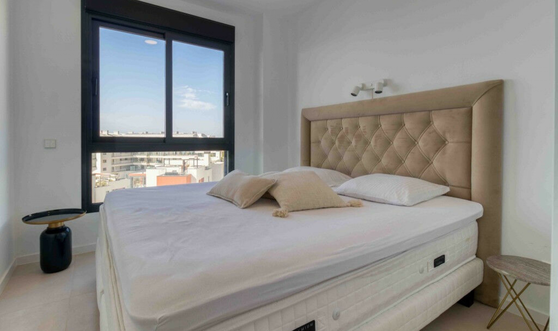 Resale - Apartment -
Fuengirola