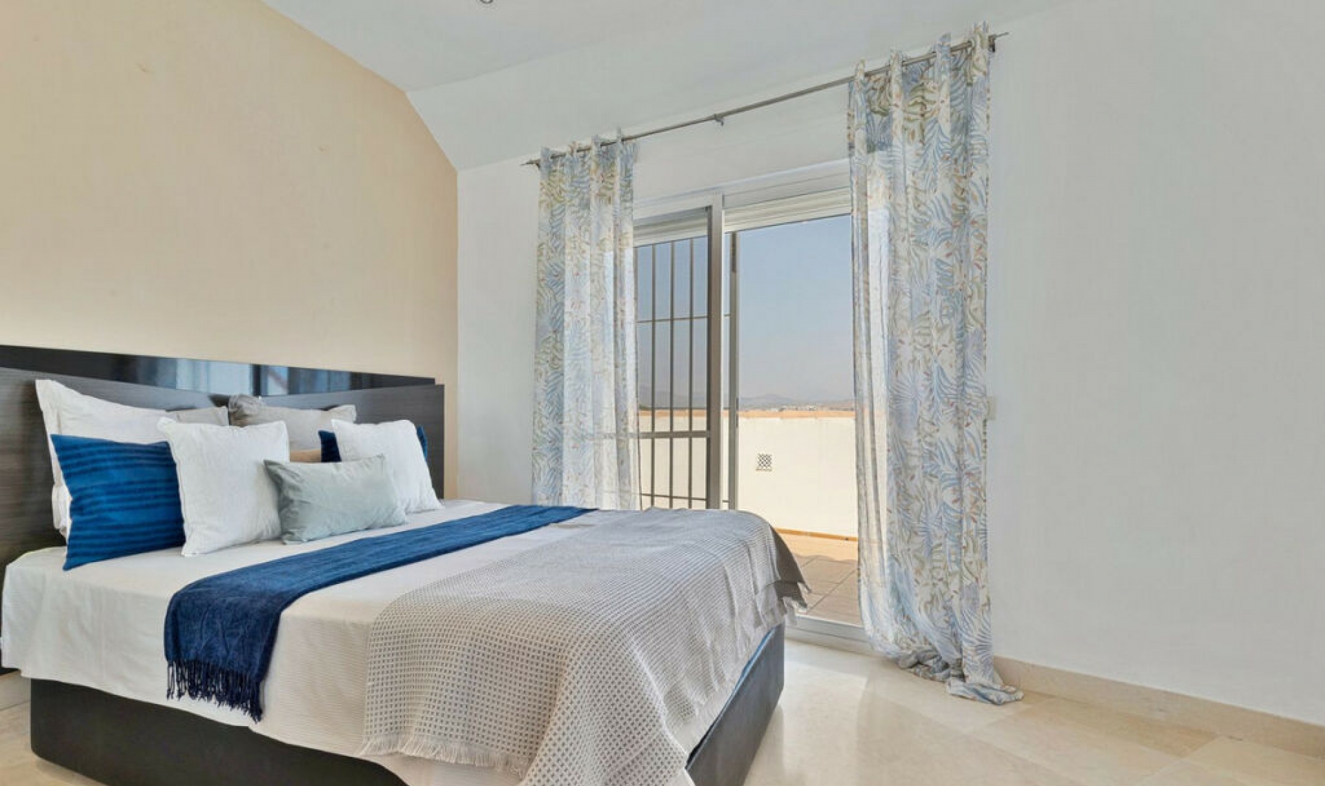Resale - Apartment -
Fuengirola