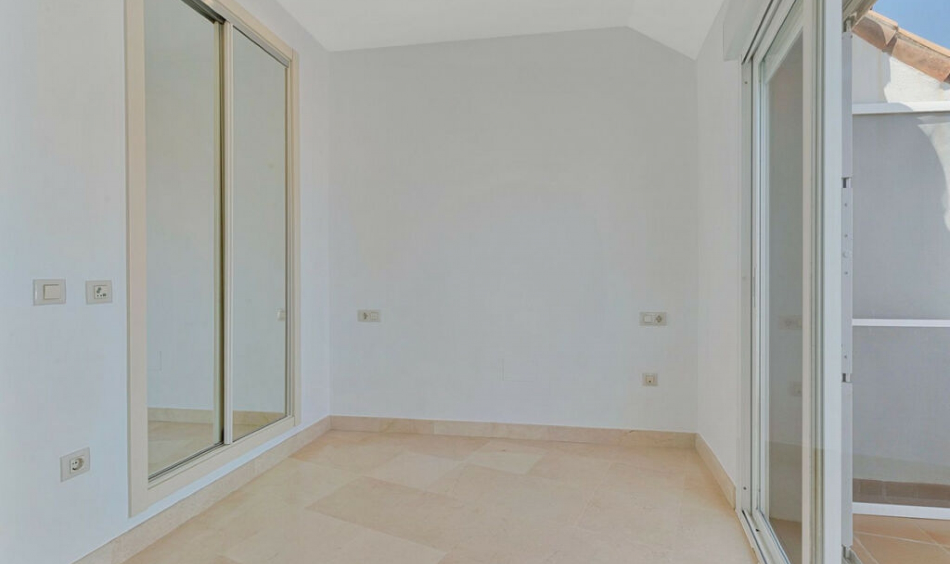Resale - Apartment -
Fuengirola