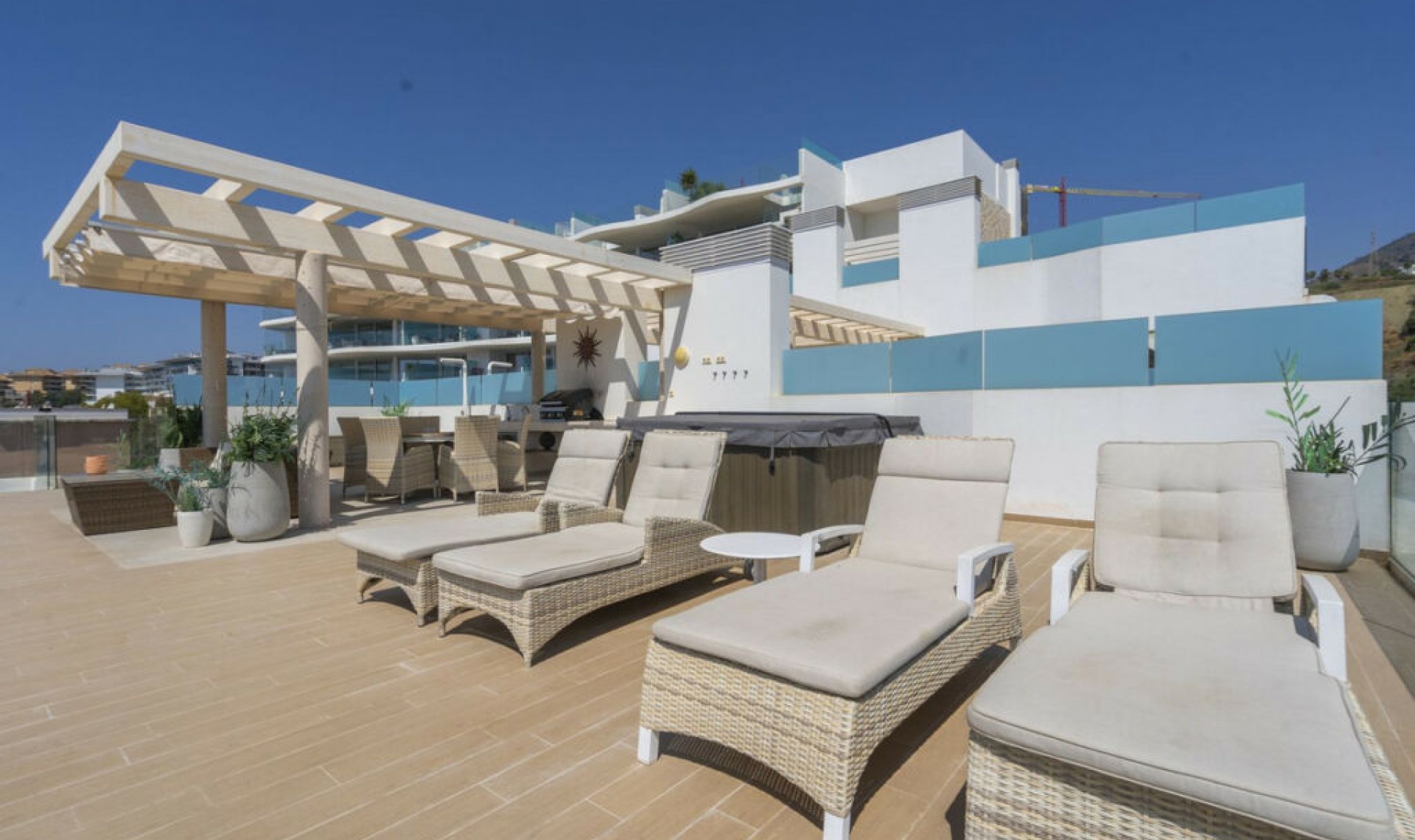 Resale - Apartment -
Fuengirola