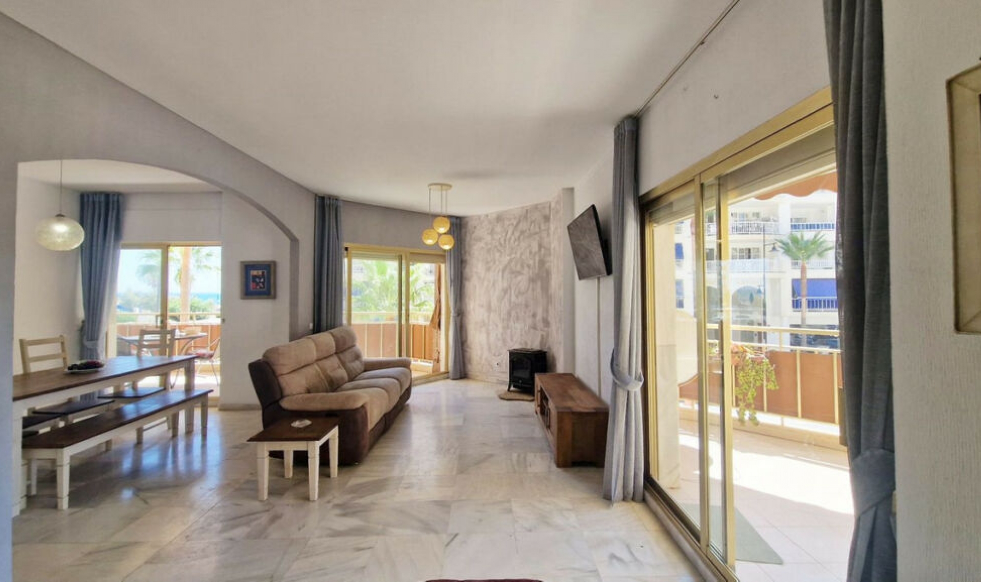Resale - Apartment -
Fuengirola