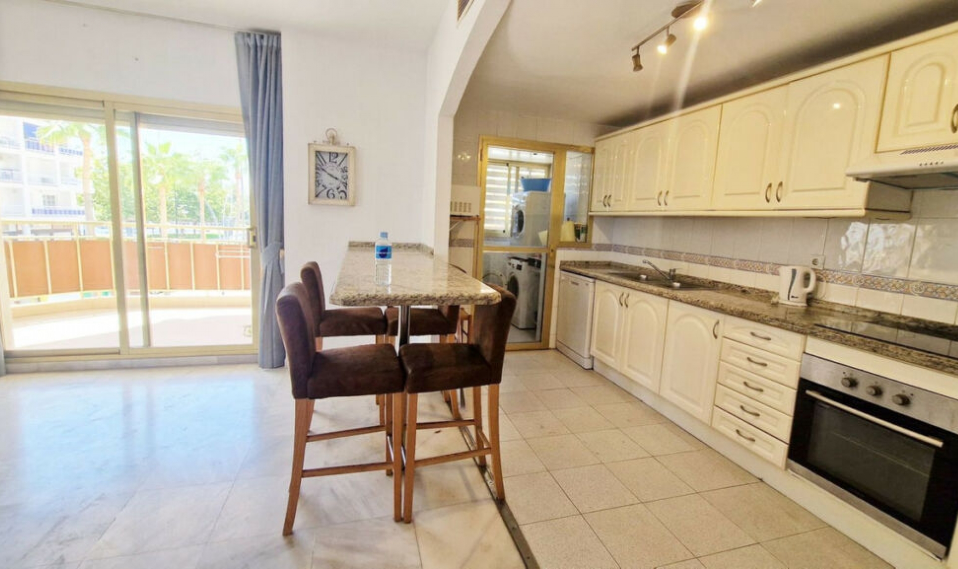 Resale - Apartment -
Fuengirola