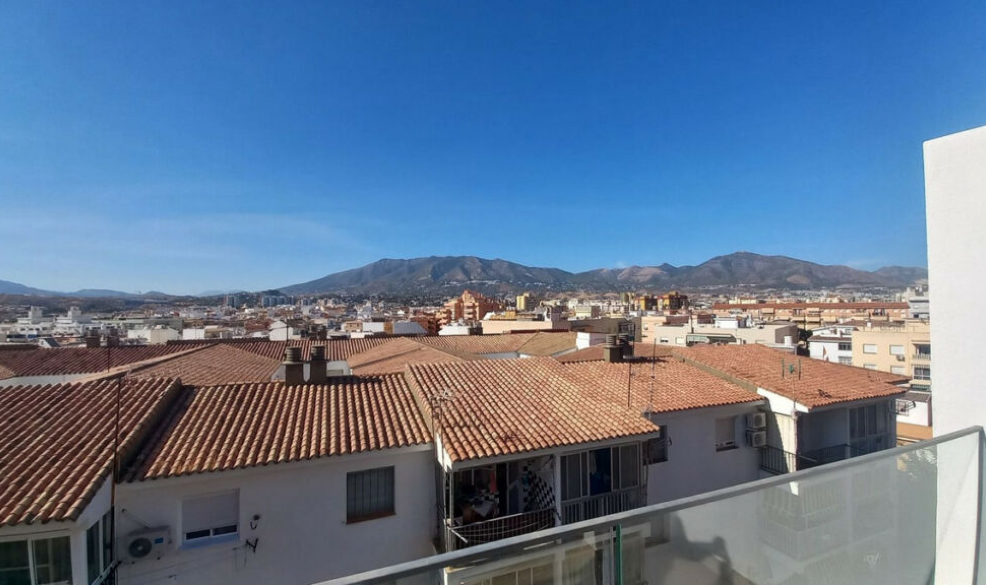 Resale - Apartment -
Fuengirola