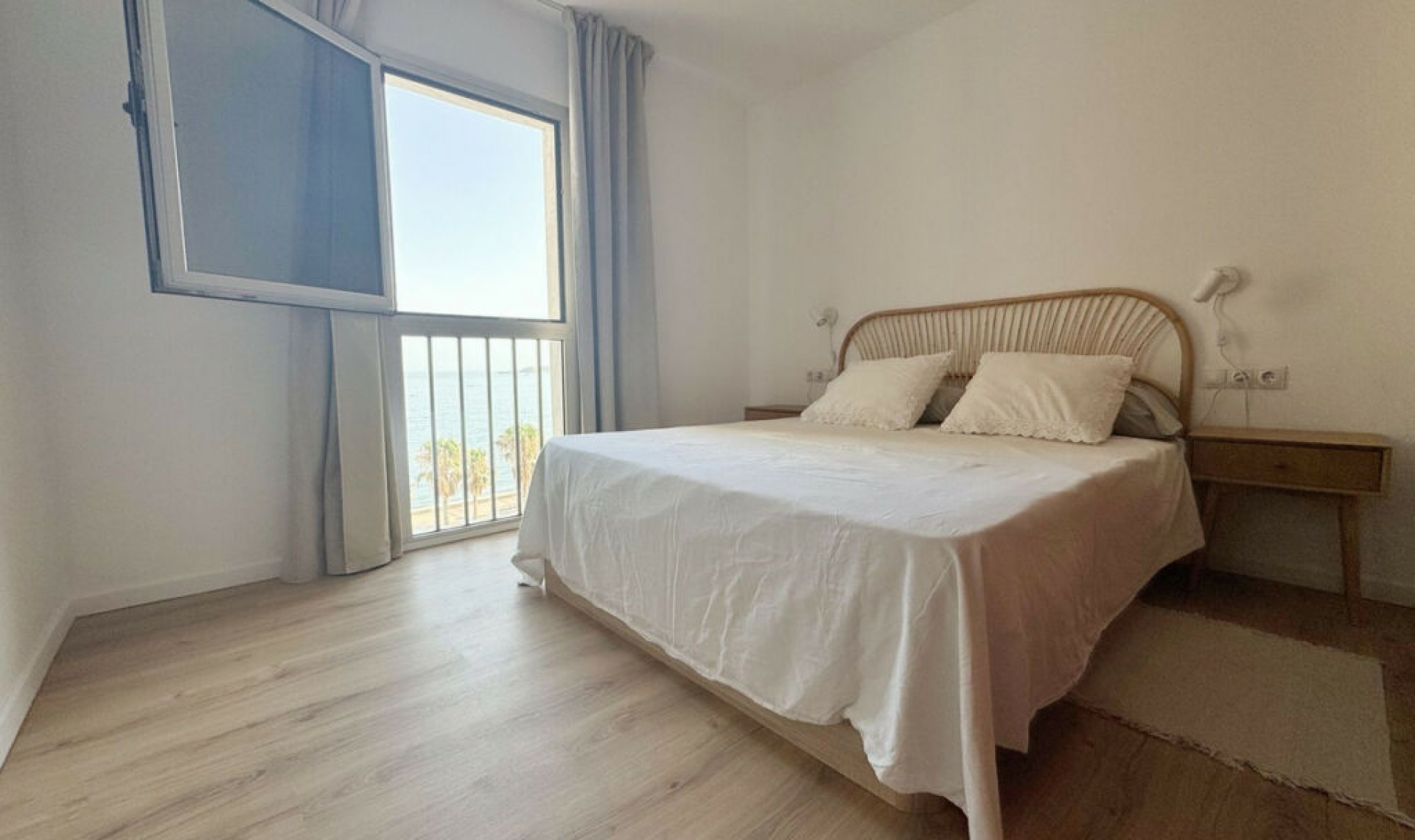 Resale - Apartment -
Fuengirola