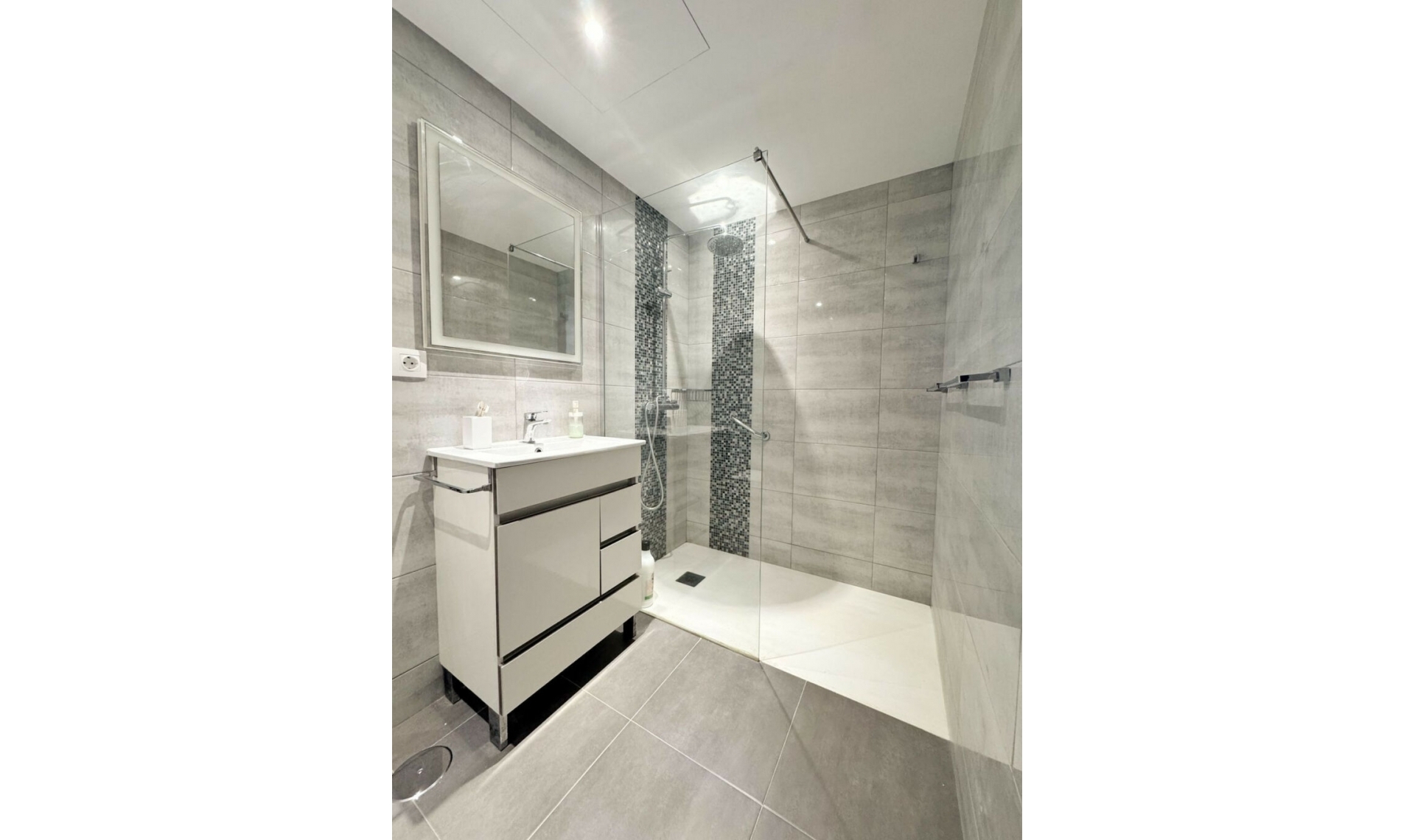 Resale - Apartment -
Fuengirola