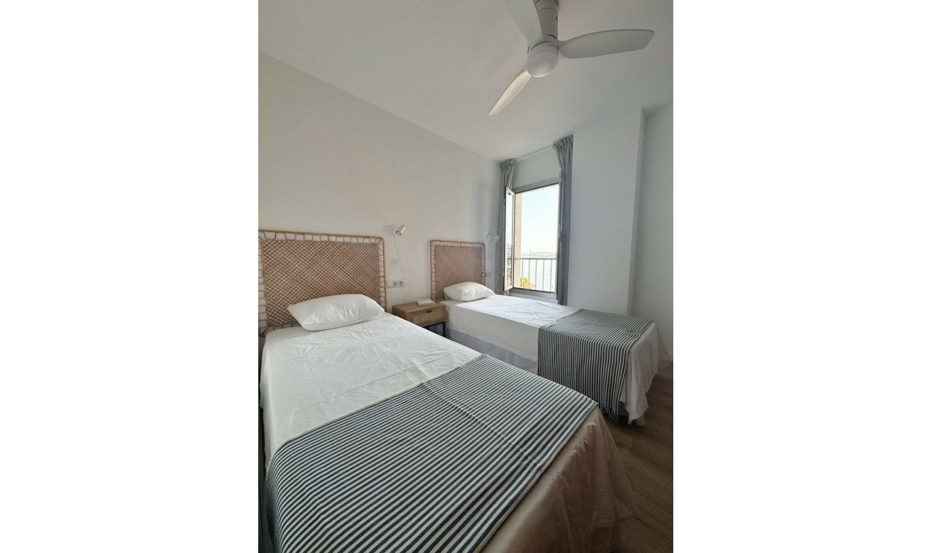 Resale - Apartment -
Fuengirola