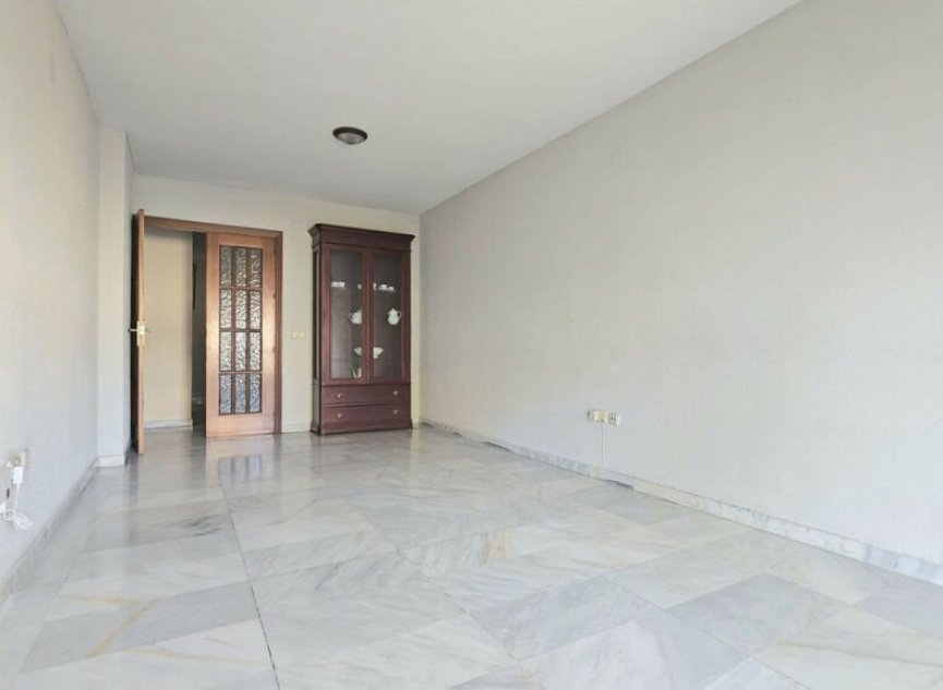 Resale - Apartment -
Fuengirola