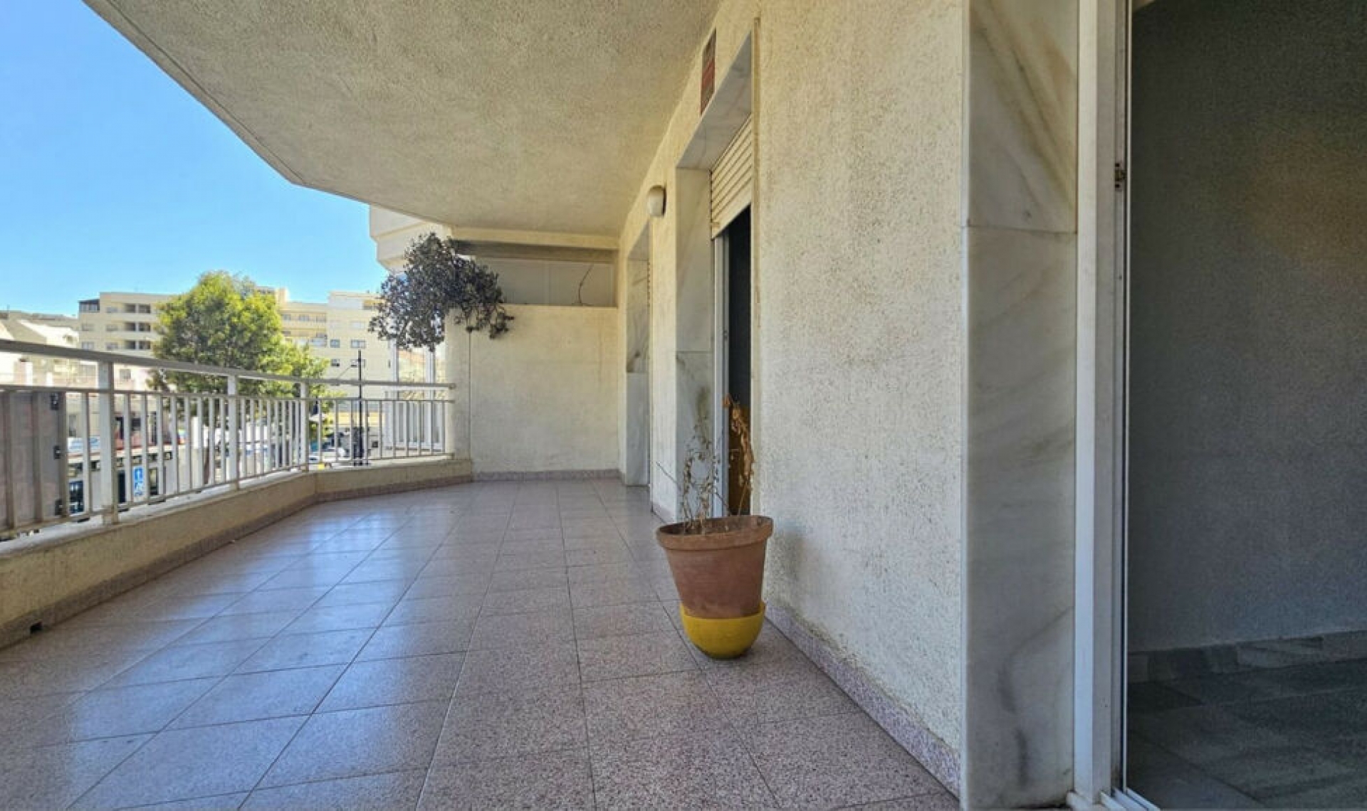 Resale - Apartment -
Fuengirola