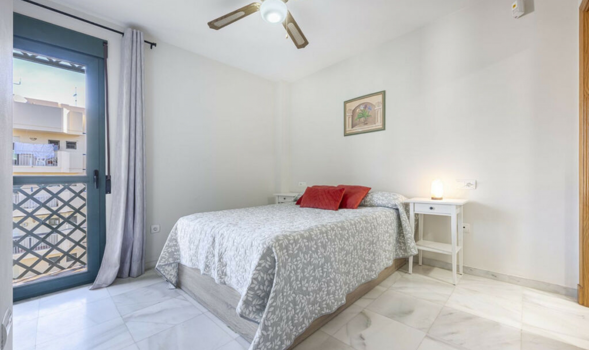 Resale - Apartment -
Fuengirola