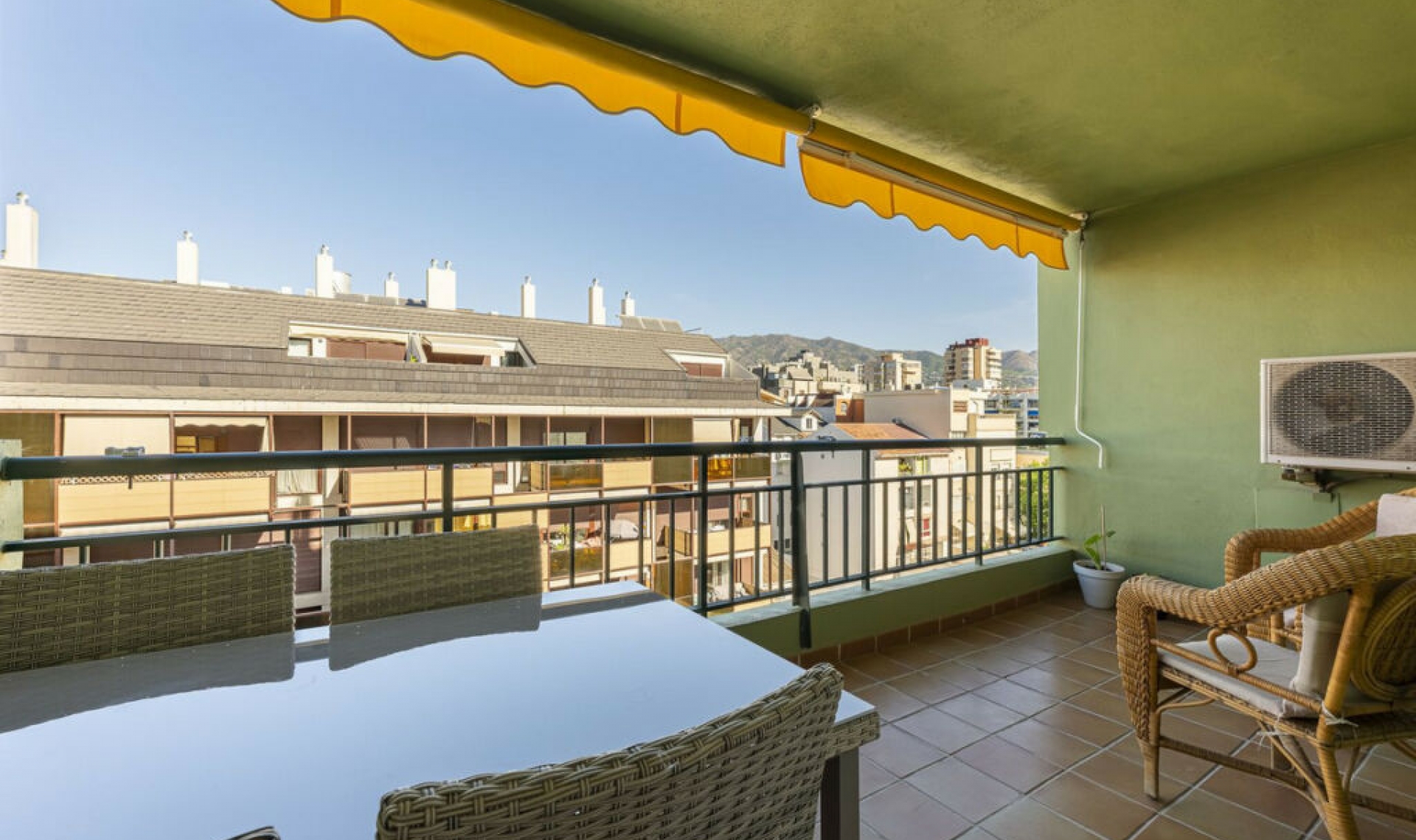 Resale - Apartment -
Fuengirola