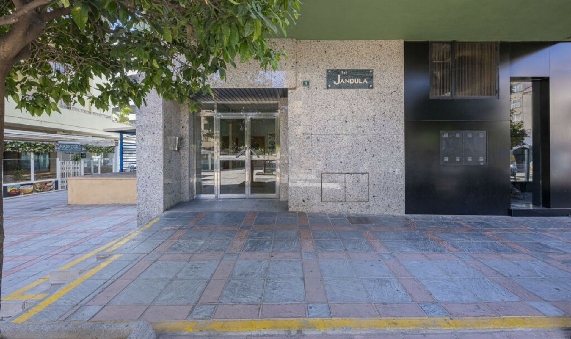 Resale - Apartment -
Fuengirola