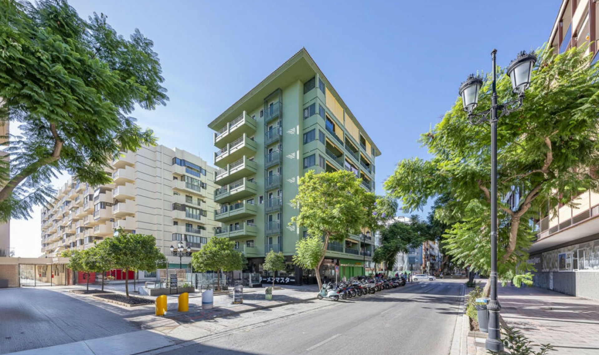 Resale - Apartment -
Fuengirola