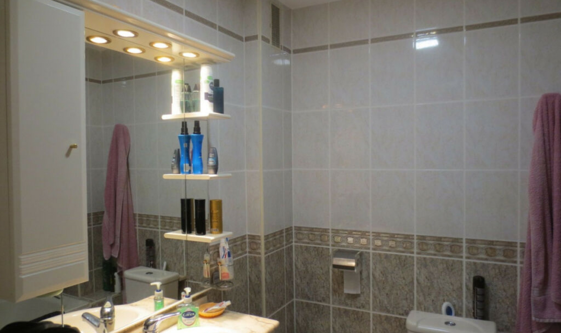 Resale - Apartment -
Fuengirola
