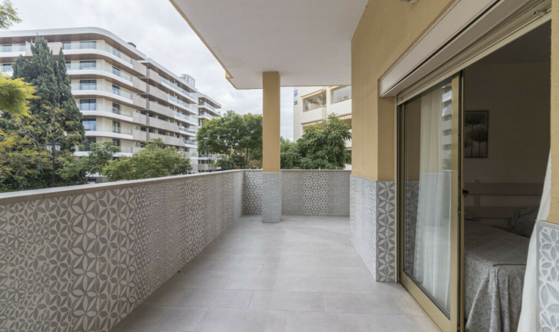 Resale - Apartment -
Fuengirola